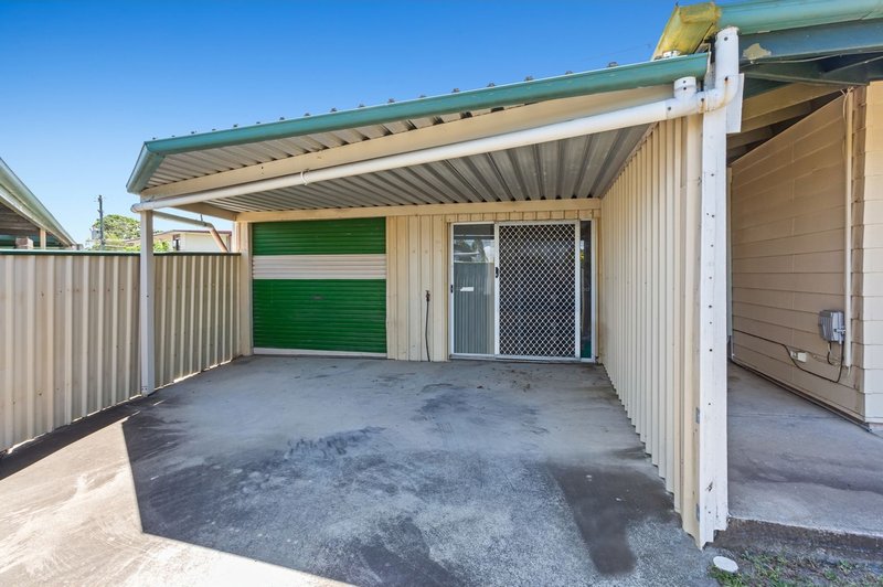 Photo - 10 Quandong Street, Crestmead QLD 4132 - Image 12