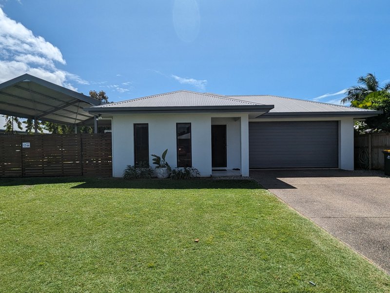 10 Quarterdeck Street, Trinity Beach QLD 4879