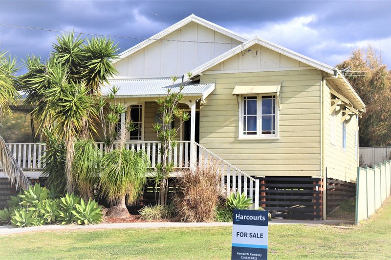 10 Queen Street, Greenhill NSW 2440