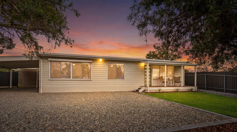 Photo - 10 Queen Street, Strathalbyn SA 5255 - Image 3