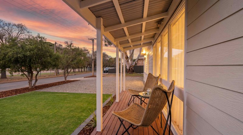 Photo - 10 Queen Street, Strathalbyn SA 5255 - Image 5