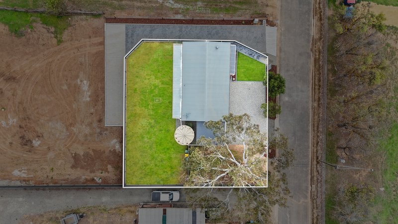 Photo - 10 Queen Street, Strathalbyn SA 5255 - Image 20