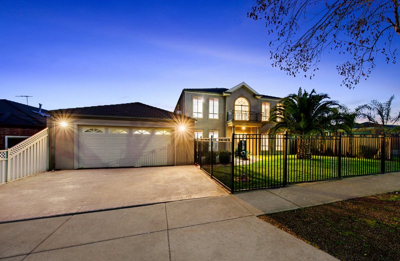 10 Queensberry Court, Hillside VIC 3037