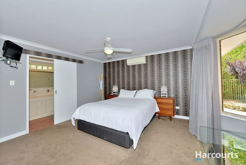 Photo - 10 Queenscliff Rise, Greenfields WA 6210 - Image 9