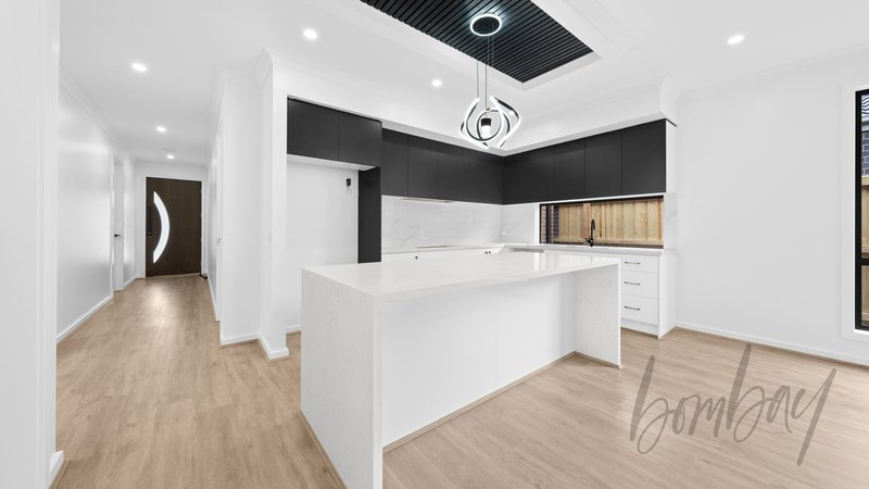 Photo - 10 Radiata Street, Beveridge VIC 3753 - Image 3