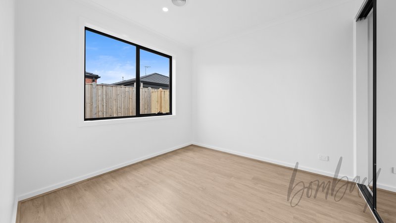 Photo - 10 Radiata Street, Beveridge VIC 3753 - Image 10