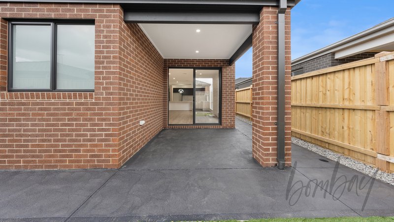 Photo - 10 Radiata Street, Beveridge VIC 3753 - Image 16