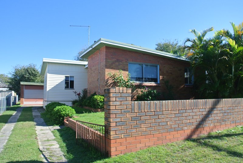 10 Ralph St , Clontarf QLD 4019