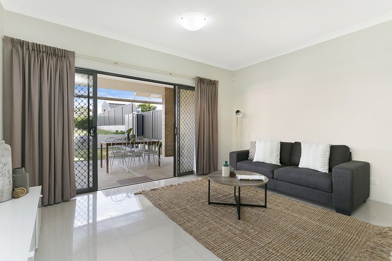 Photo - 10 Ramsgate Avenue, Modbury Heights SA 5092 - Image 4