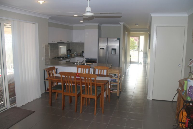 Photo - 10 Rawson Court, Holmview QLD 4207 - Image 2