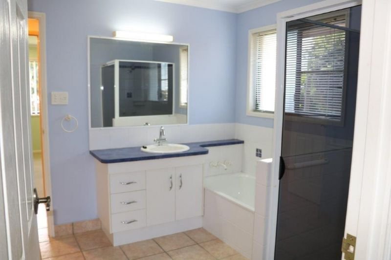 Photo - 10 Raymond Court, Walkerston QLD 4751 - Image 17