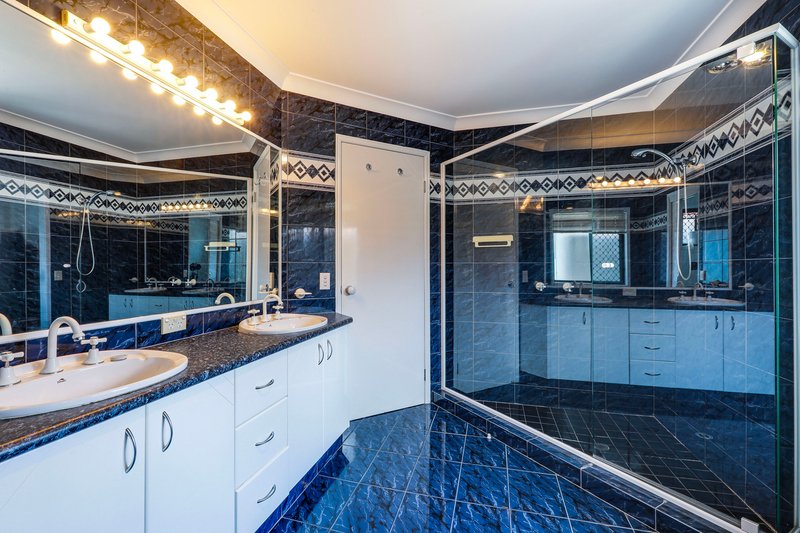 Photo - 10 Rebecca Court, Broadbeach Waters QLD 4218 - Image 13