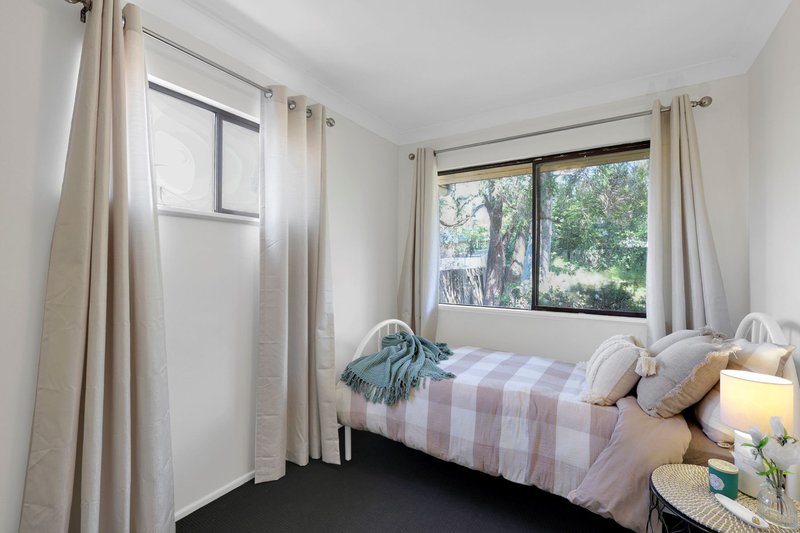 Photo - 10 Regent Street, Darling Heights QLD 4350 - Image 11