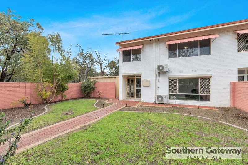 Photo - 10 Reilly Street, Orelia WA 6167 - Image 2