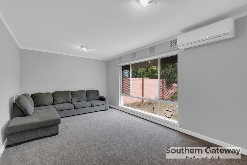 Photo - 10 Reilly Street, Orelia WA 6167 - Image 3