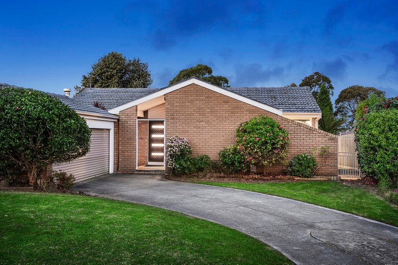 10 Renbold Place, Mulgrave VIC 3170