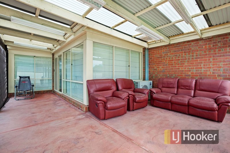 Photo - 10 Rendell Place, Hampton Park VIC 3976 - Image 15