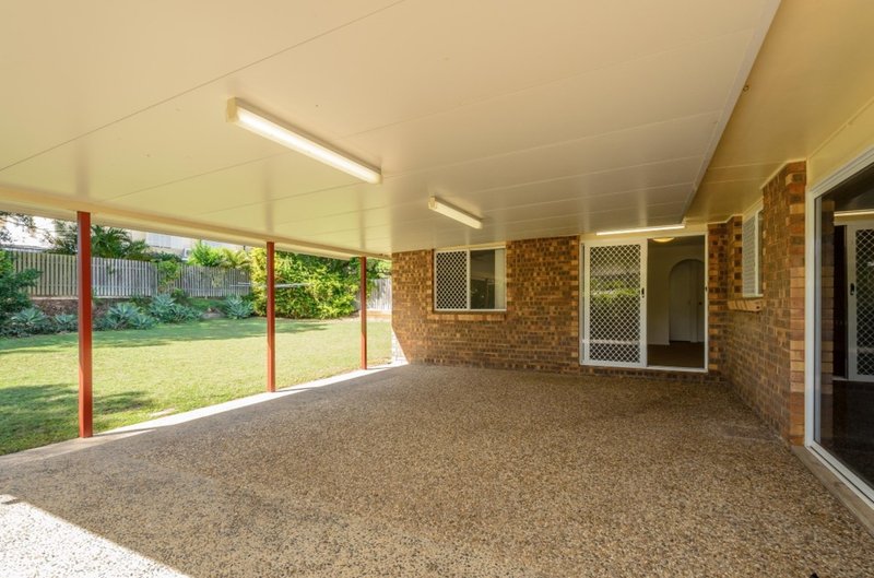 Photo - 10 Resolute Street, Clinton QLD 4680 - Image 9