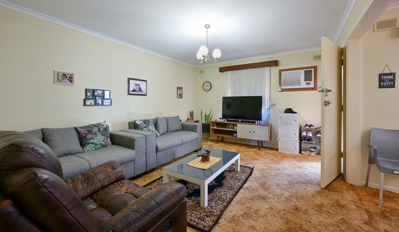 Photo - 10 Richards Street, Whyalla Norrie SA 5608 - Image 3