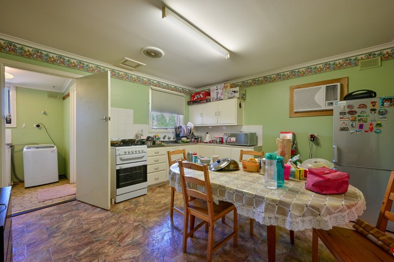 Photo - 10 Richards Street, Whyalla Norrie SA 5608 - Image 7