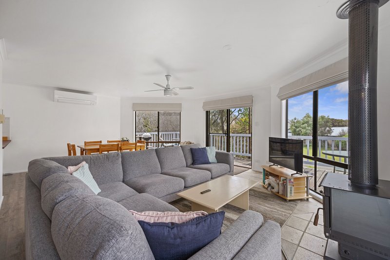 Photo - 10 Ripple Drive, Inverloch VIC 3996 - Image 7