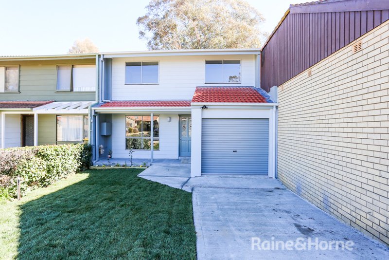 10 Rivett Place, Kelso NSW 2795