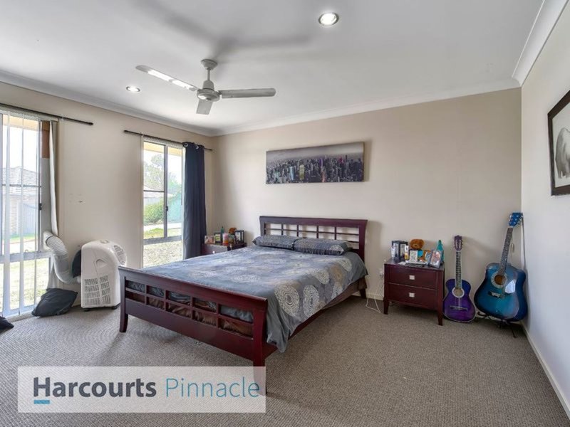 Photo - 10 Robinia Court, Morayfield QLD 4506 - Image 8