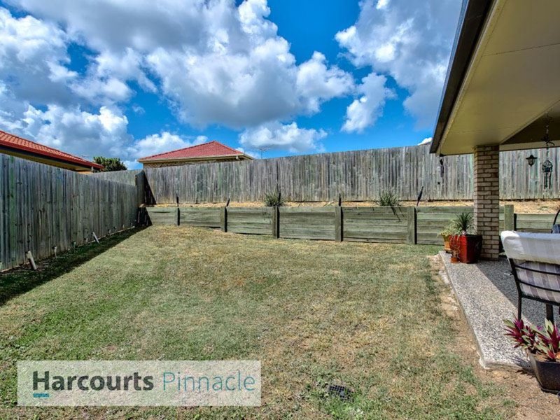 Photo - 10 Robinia Court, Morayfield QLD 4506 - Image 11