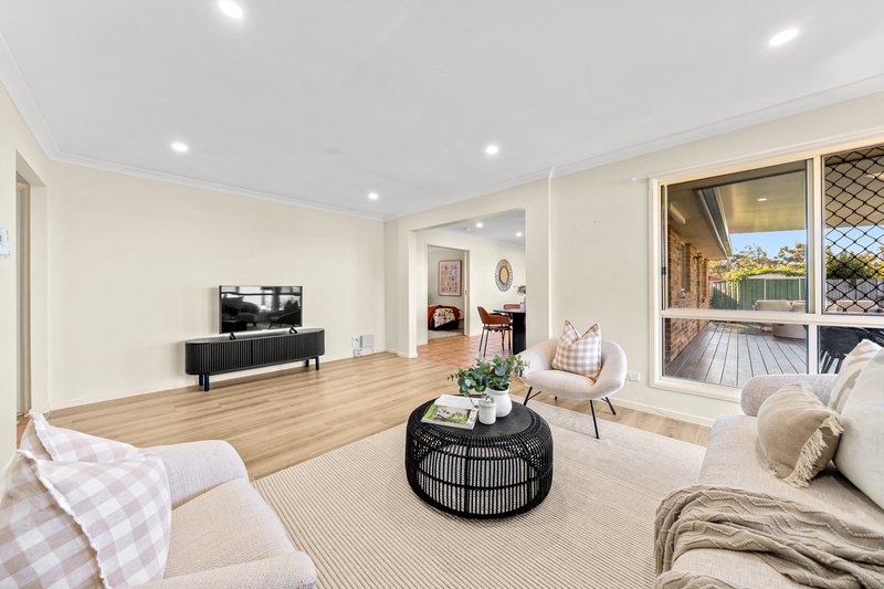 Photo - 10 Robinson Crescent, Runcorn QLD 4113 - Image 4