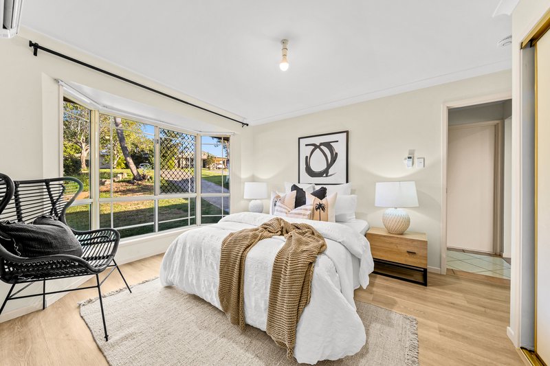 Photo - 10 Robinson Crescent, Runcorn QLD 4113 - Image 13