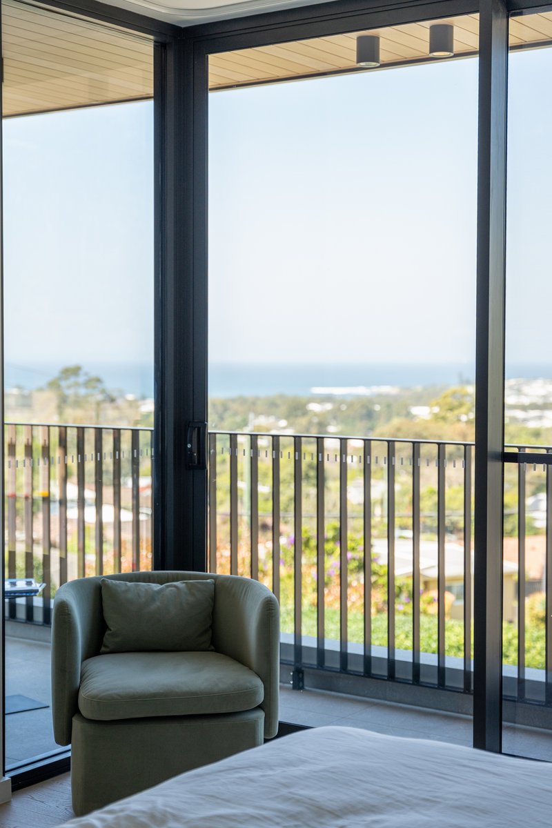 Photo - 10 Robinsville Cres , Thirroul NSW 2515 - Image 19