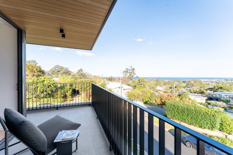 Photo - 10 Robinsville Cres , Thirroul NSW 2515 - Image 26