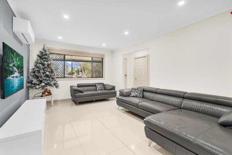 Photo - 10 Roche Grove, Shalvey NSW 2770 - Image 4