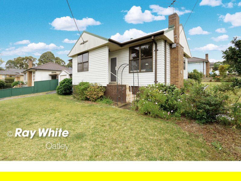 10 Rona Street, Peakhurst NSW 2210