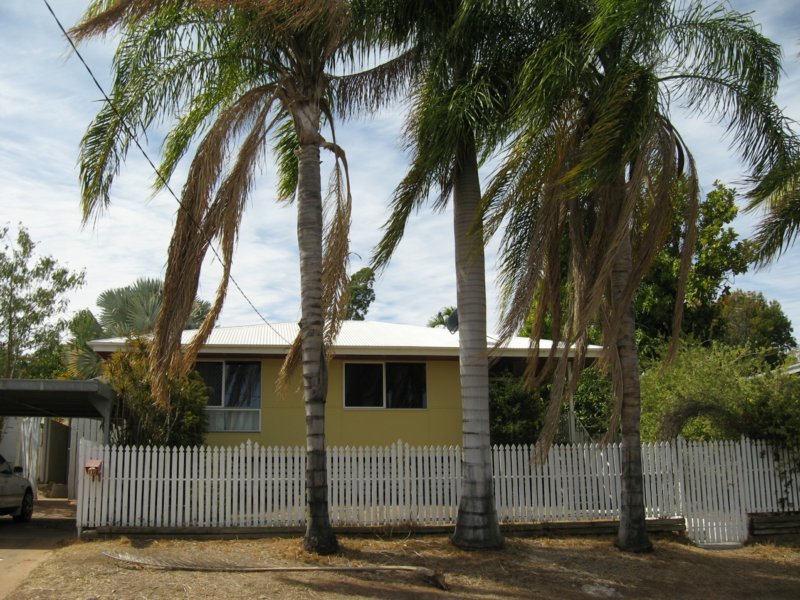 Photo - 10 Rosella Avenue, Mount Isa QLD 4825 - Image 1