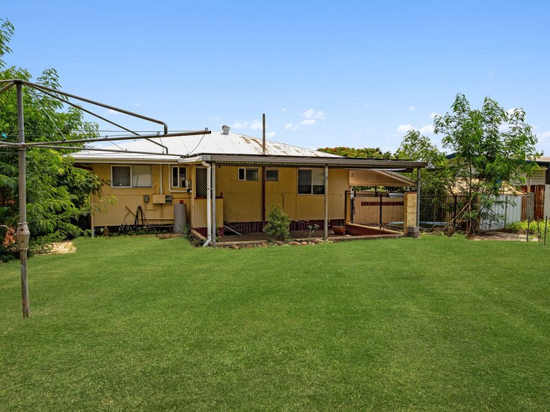 Photo - 10 Rosella Avenue, Townview QLD 4825 - Image 11