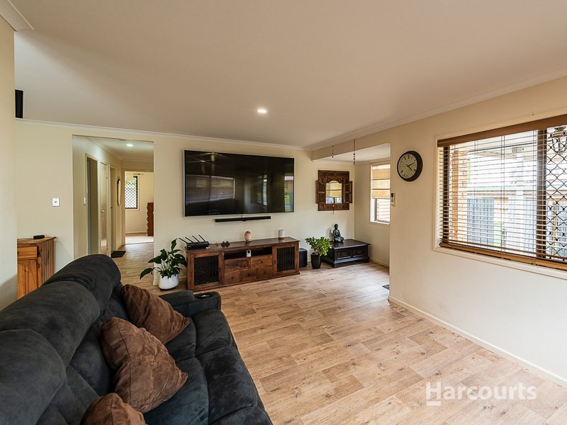 Photo - 10 Rosenlund Street, Kallangur QLD 4503 - Image 4