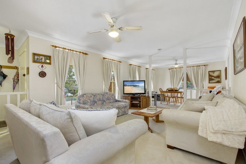 Photo - 10 Ross Avenue, Narrawallee NSW 2539 - Image 7