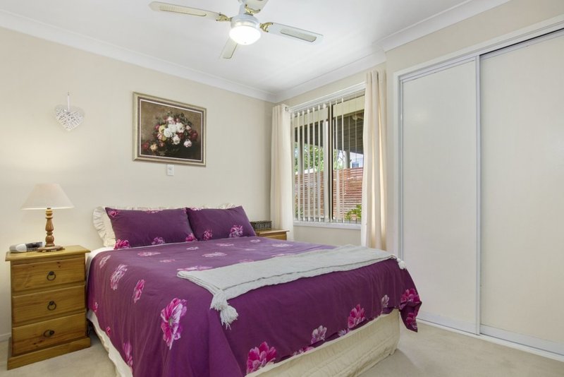 Photo - 10 Ross Avenue, Narrawallee NSW 2539 - Image 13