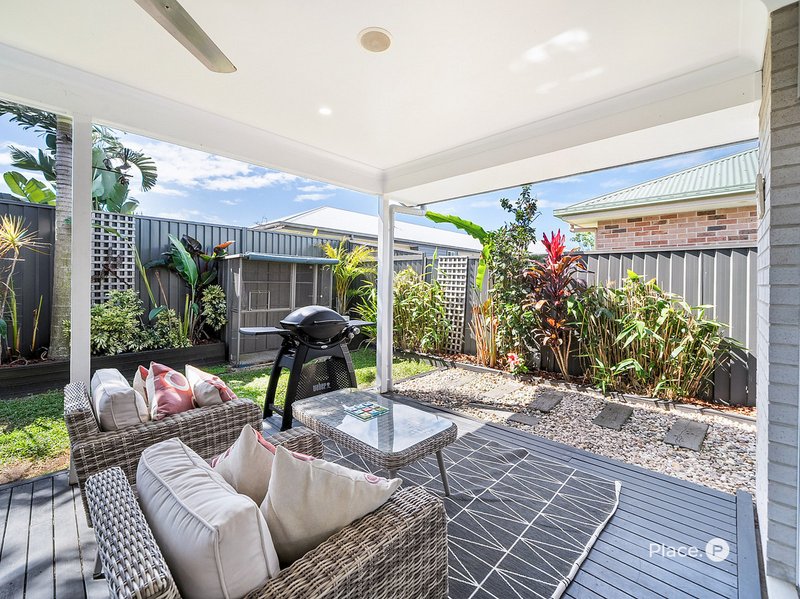 Photo - 10 Rowden Street, Beachmere QLD 4510 - Image 17