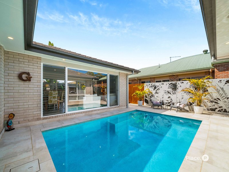 Photo - 10 Rowden Street, Beachmere QLD 4510 - Image 19