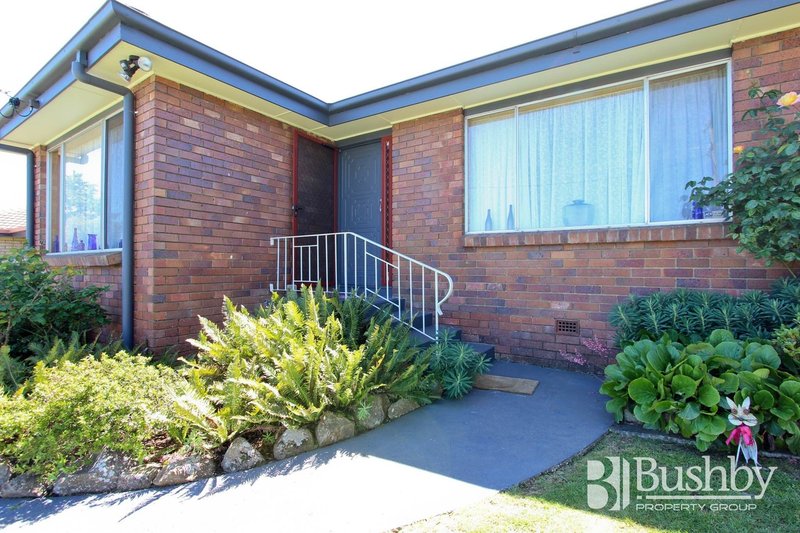 Photo - 10 Rowland Crescent, Summerhill TAS 7250 - Image 2