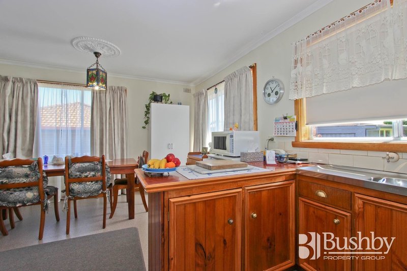 Photo - 10 Rowland Crescent, Summerhill TAS 7250 - Image 8