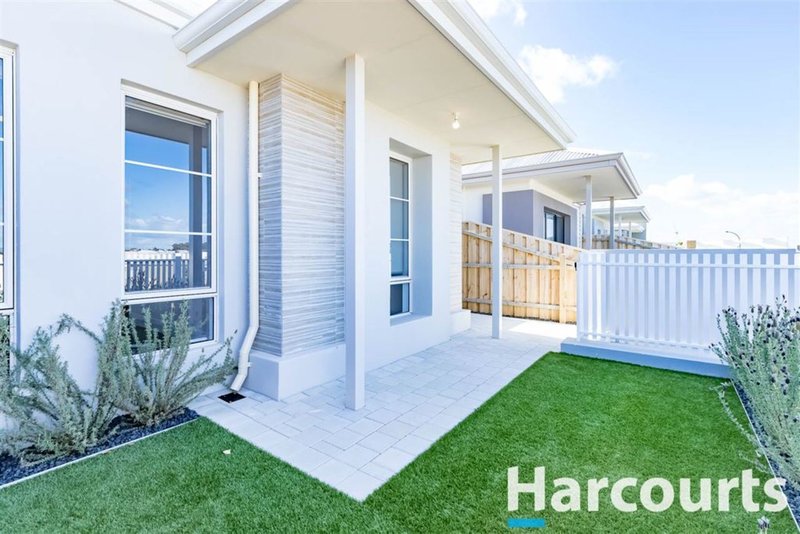 10 Rufa Lane, Halls Head WA 6210