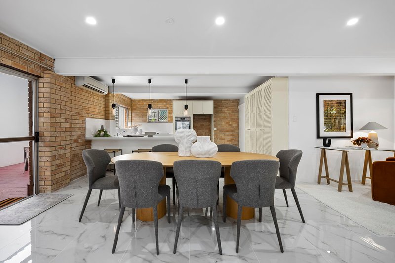 Photo - 10 Runic Street, Bardon QLD 4065 - Image 3