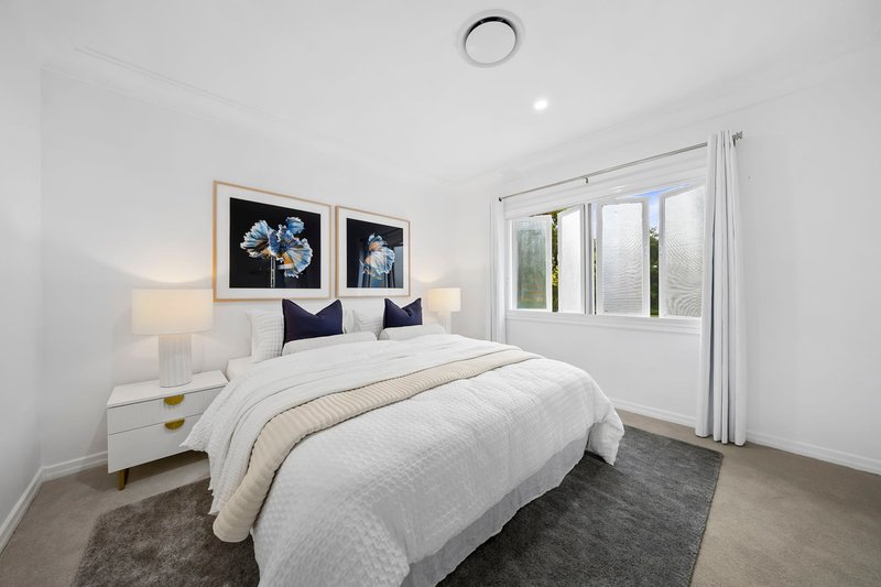 Photo - 10 Runic Street, Bardon QLD 4065 - Image 12