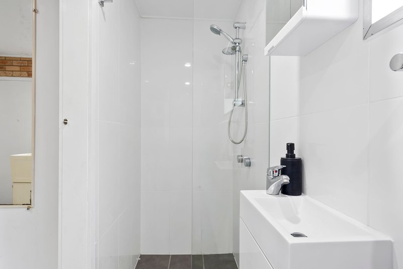Photo - 10 Runic Street, Bardon QLD 4065 - Image 14