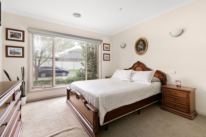 Photo - 10 Sahara Way, Fawkner VIC 3060 - Image 10