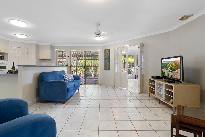 Photo - 10 Saint Andrews Drive, Cornubia QLD 4130 - Image 10