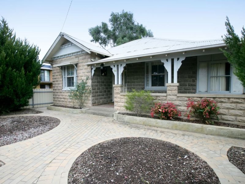 10 Salmon Street, Wagga Wagga NSW 2650